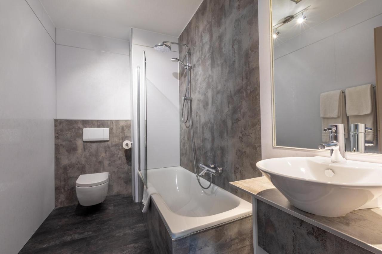 City Hotel Oss Kültér fotó